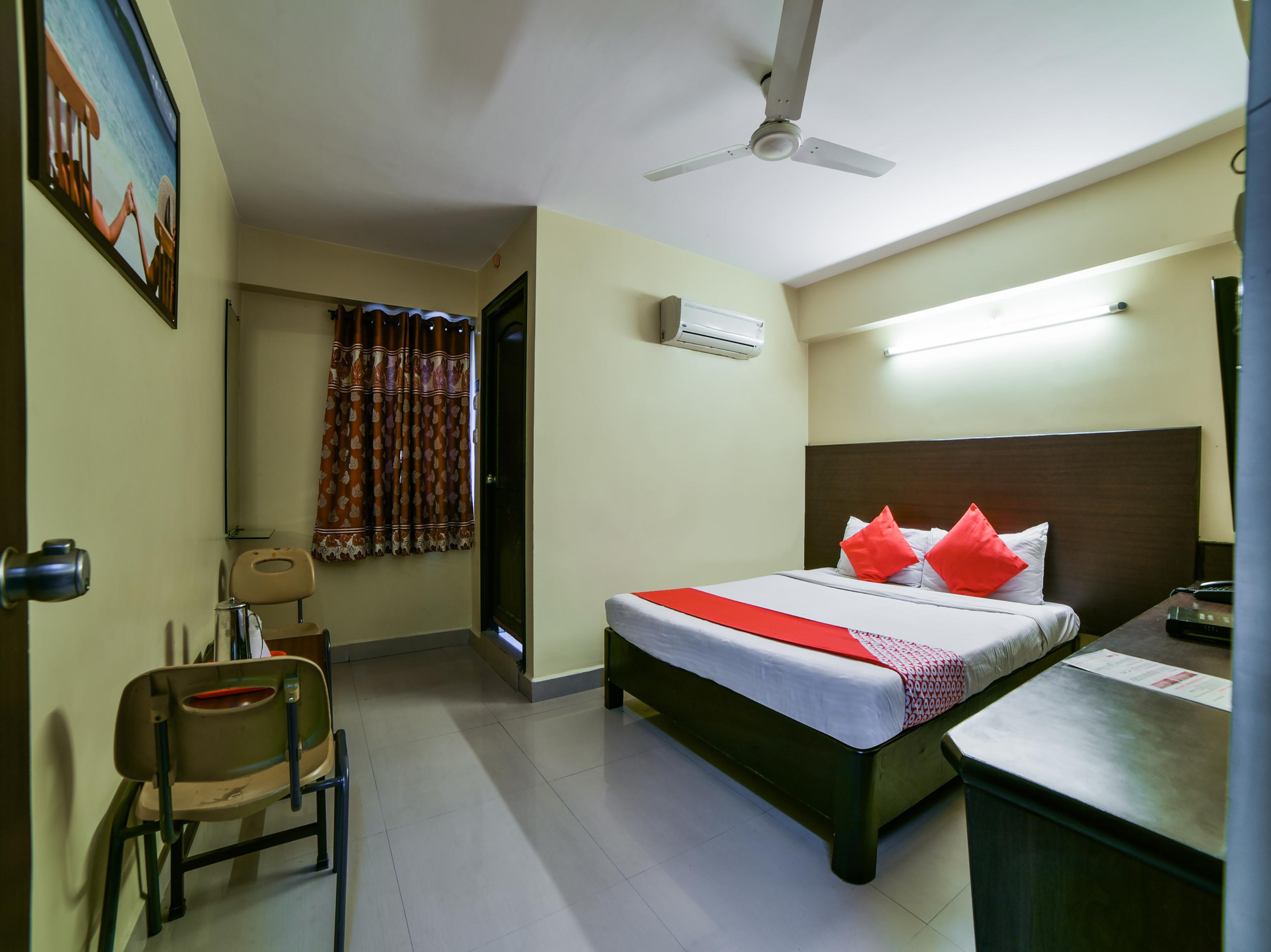 Oyo 2840 Kanha Grand Hyderabad Exterior photo